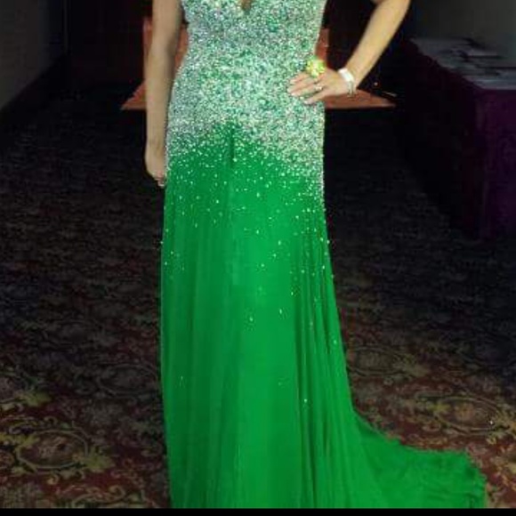 Tony Bowls collection gown limited edition Green - Picture 6 of 8